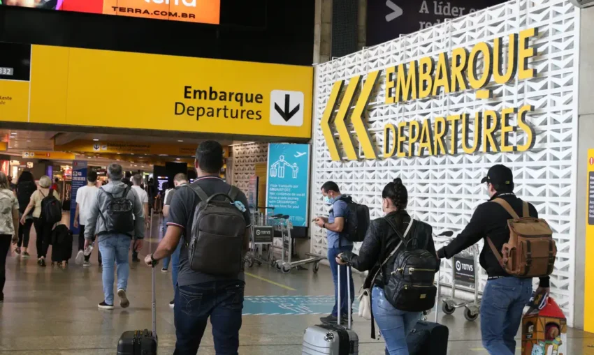 sinais de radiofrequência causam interferência no aeroporto